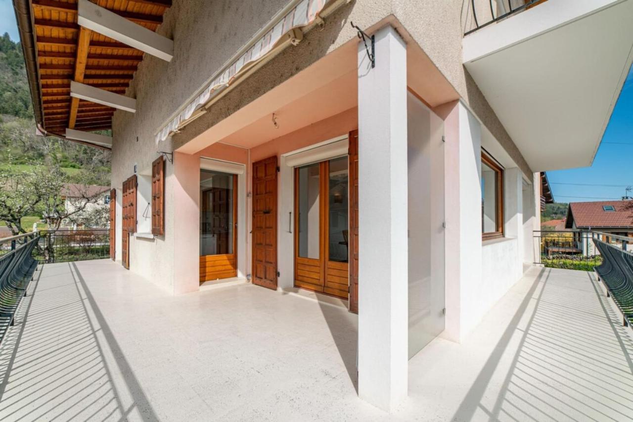 Appartement Pour 4 Personnes Proche Du Lac Sévrier Buitenkant foto